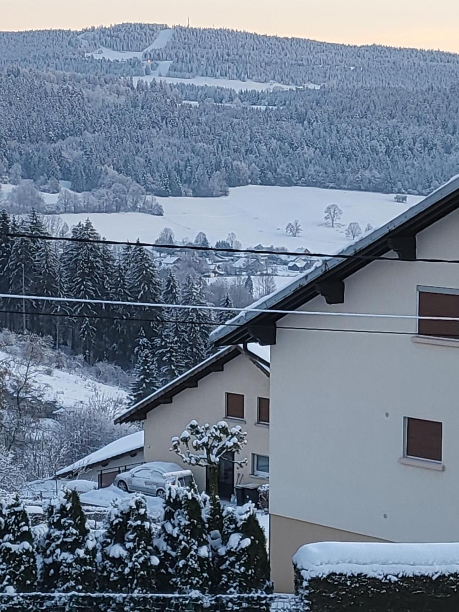 Gite Chez Laurence Les Fins Zewnętrze zdjęcie